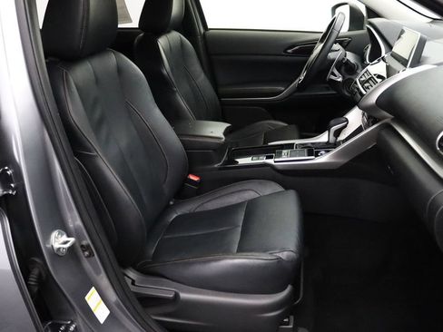 Used 2019 Mitsubishi Eclipse Cross SEL AWD/4WD image 17