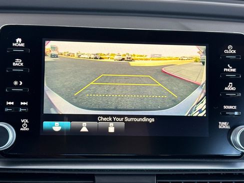 Used 2019 Honda Accord Sport image 18