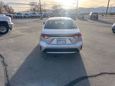 Used 2020 Toyota Corolla LE image 11