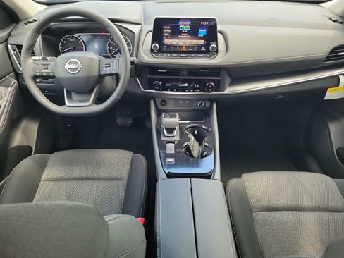 New 2026 Nissan Rogue SV FWD image 6