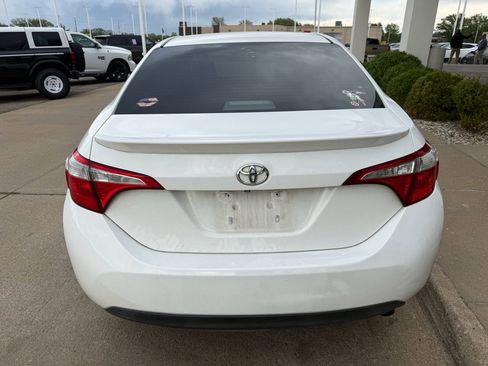 Used 2014 Toyota Corolla S image 7