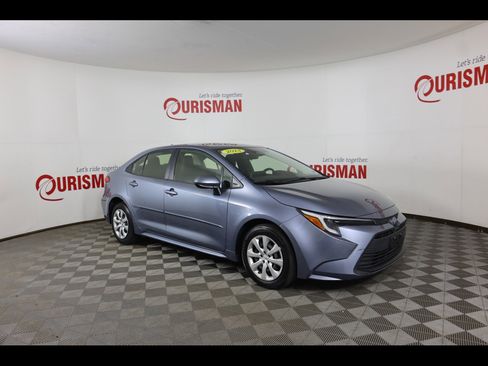 Used 2023 Toyota Corolla LE image 14