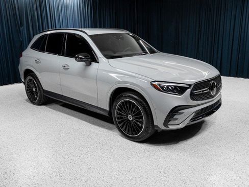 New 2026 Mercedes-Benz GLC 300 image 3