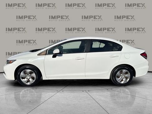 Used 2013 Honda Civic LX image 2