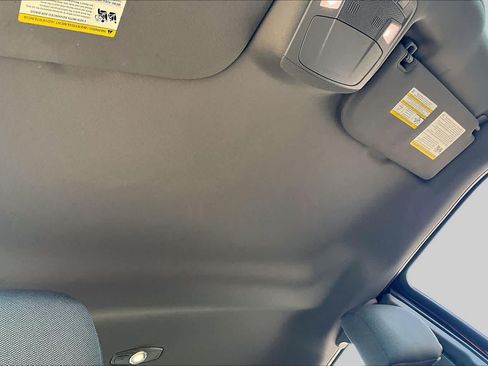 Used 2015 Ford F150 XLT AWD/4WD image 14