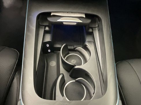 New 2025 Mercedes-Benz E 450 4MATIC Sedan image 26