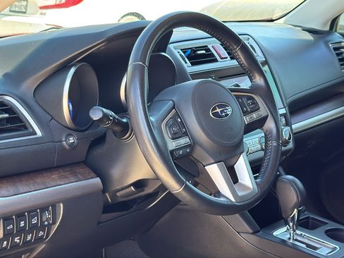 Used 2016 Subaru Outback 2.5i Limited image 10