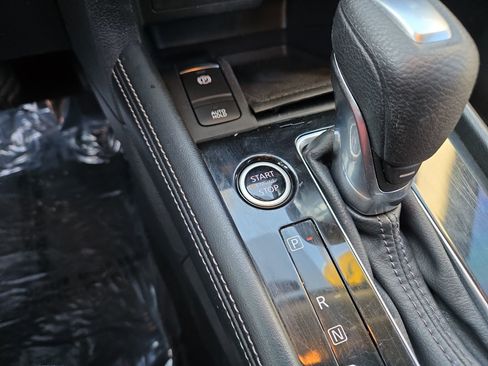 Used 2023 Nissan Kicks SV image 21