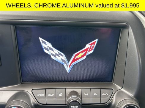 Used 2015 Chevrolet Corvette Stingray Z51 w/ 2LT Preferred Equipment Group image 4