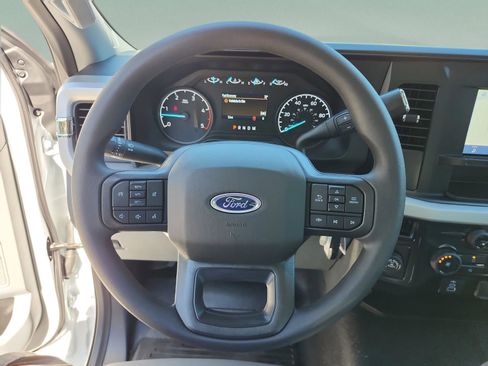 New 2026 Ford F250 XL w/ F-250 >10K GVWR Package image 11