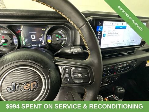 Used 2024 Jeep Wrangler Unlimited w/ Convenience Group AWD/4WD image 25