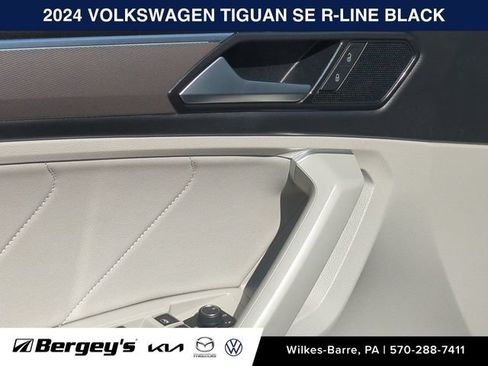 Certified 2024 Volkswagen Tiguan SE R-Line AWD/4WD image 15