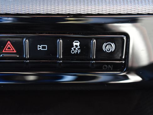 Used 2025 Ford Explorer ST-Line AWD/4WD image 15