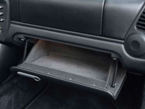 Used 2003 Porsche Boxster S image 30