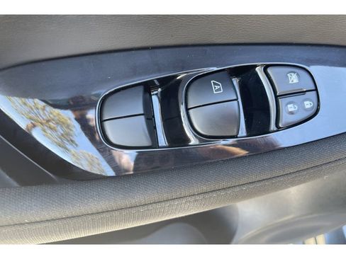Used 2023 Nissan Leaf SV Plus FWD image 12