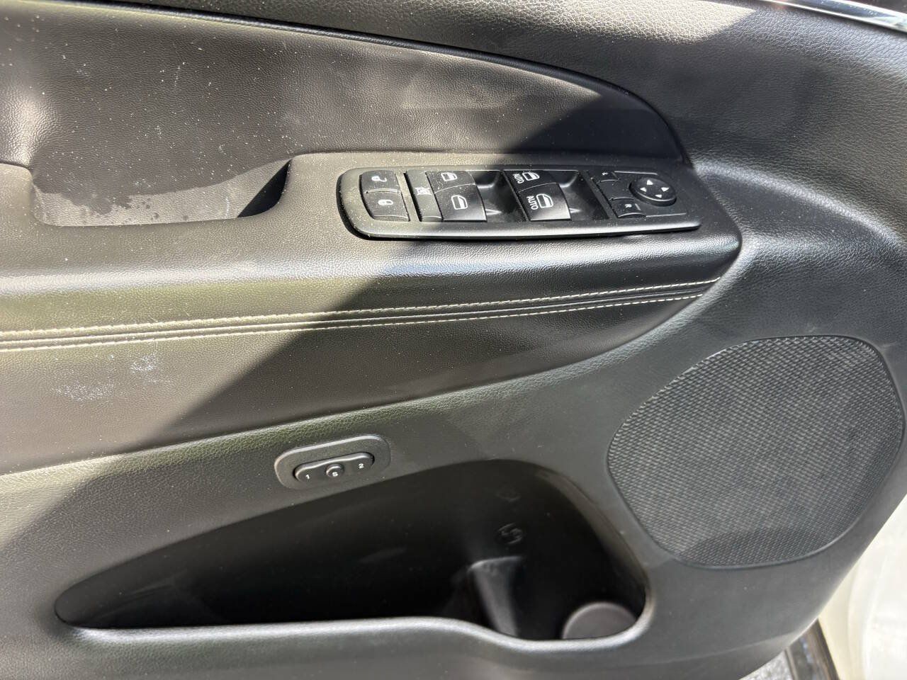 Used 2014 Jeep Grand Cherokee Limited AWD/4WD image 21