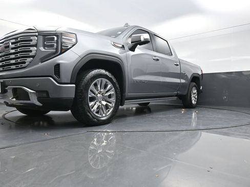 Used 2023 GMC Sierra 1500 Denali w/ Technology Package image 24