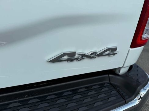 Used 2024 RAM 2500 Tradesman w/ Chrome Appearance Group image 10