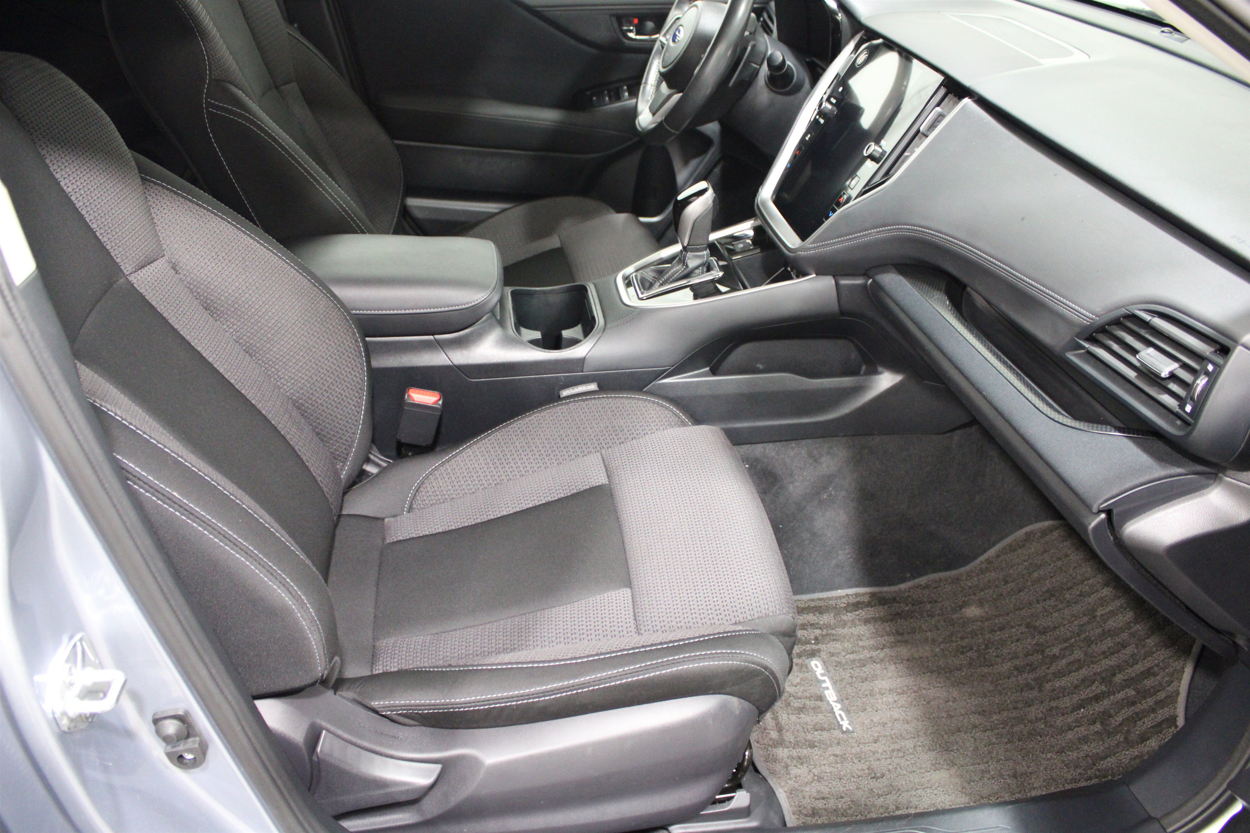 Used 2024 Subaru Outback Premium AWD/4WD image 24