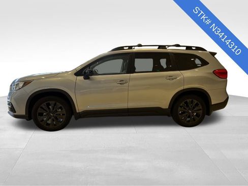 Used 2022 Subaru Ascent Onyx Edition image 4