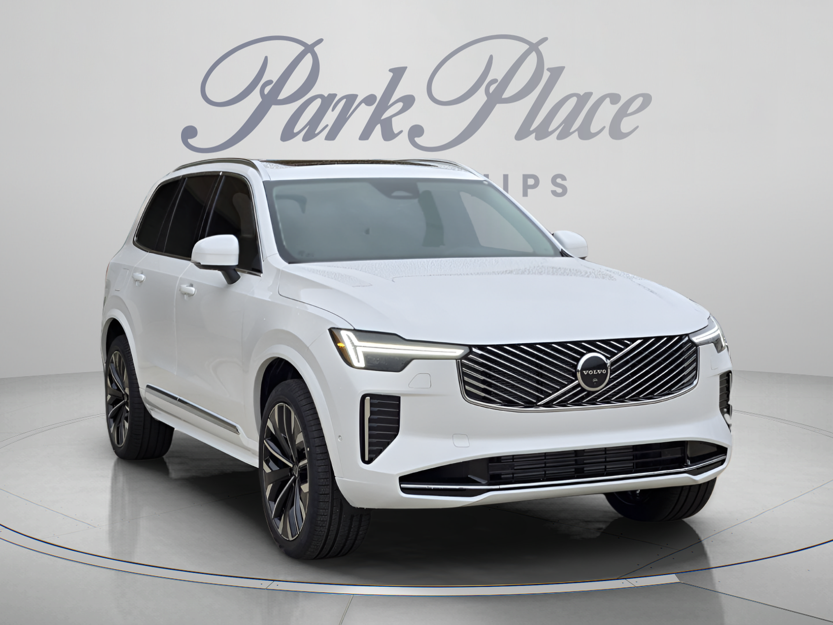 New 2026 Volvo XC90 T8 Plus w/ Protection Package Premier AWD/4WD image 8