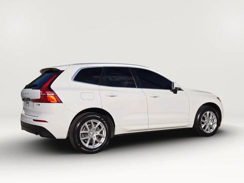 Used 2020 Volvo XC60 T5 Momentum AWD/4WD image 7