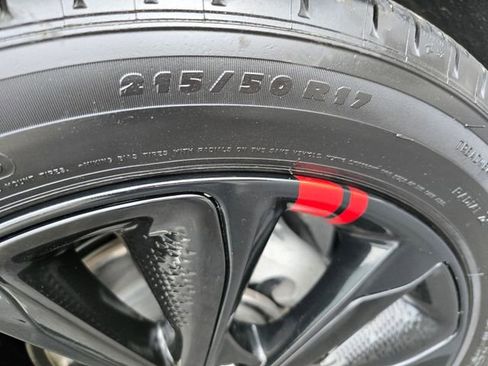 Used 2023 Chevrolet Bolt EUV Premier w/ Redline Edition image 55