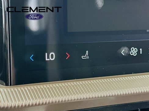 New 2026 Ford Explorer Active image 21