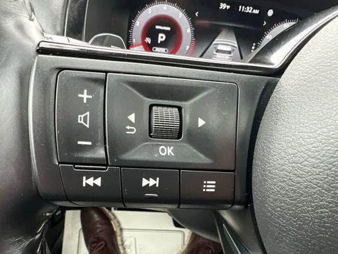 Used 2025 Nissan Pathfinder Platinum w/ Lighting Package (N92) image 53