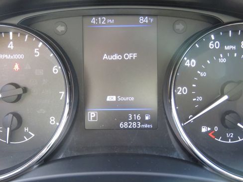 Used 2018 Nissan Rogue SL w/ Premium Package AWD/4WD image 21
