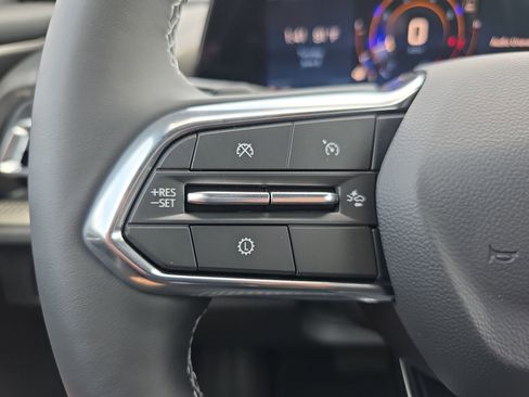 New 2026 Chevrolet Traverse LT w/ Sun and Wheel Package FWD image 20