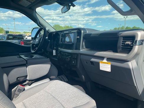 New 2026 Ford F250 XL AWD/4WD image 11