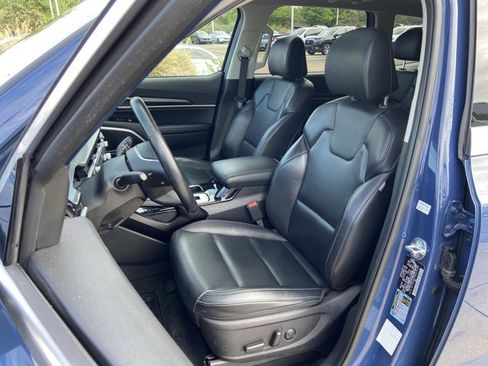 Used 2025 Kia Telluride S image 18