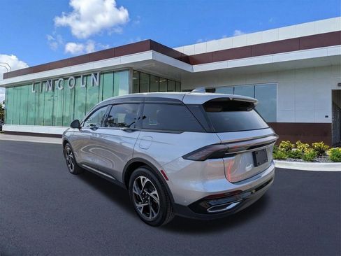 Certified 2024 Lincoln Nautilus Premier w/ Equipment Group 102A image 7