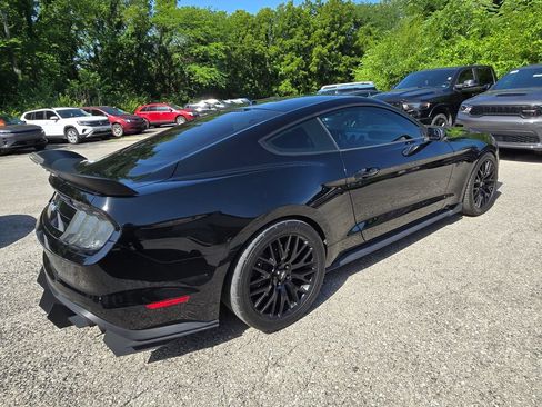 Used 2019 Ford Mustang GT RWD image 8