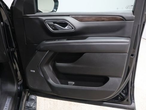 Used 2022 Chevrolet Suburban Z71 w/ Z71 Off-Road Package image 25