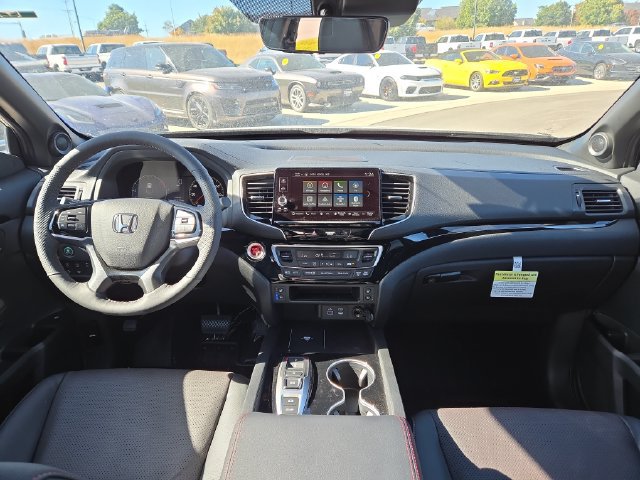 New 2026 Honda Ridgeline Black Edition image 4