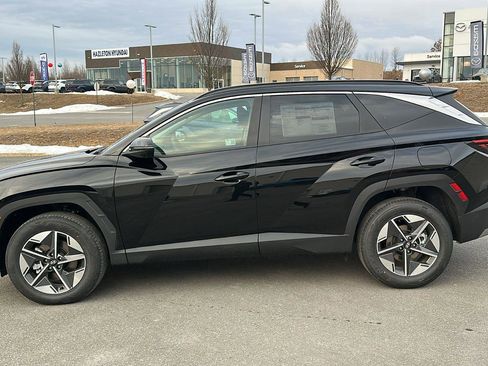 New 2025 Hyundai Tucson SEL image 11
