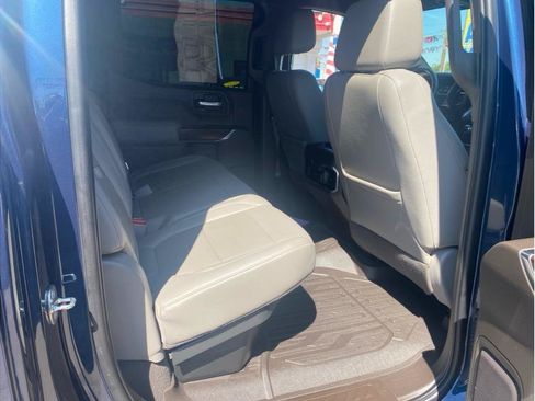Used 2020 GMC Sierra 1500 SLT w/ SLT Premium Package AWD/4WD image 11