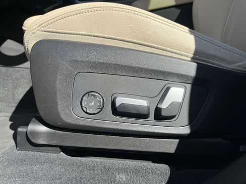 Certified 2023 BMW X3 sDrive30i w/ M Sport Package RWD image 15