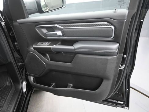 New 2026 RAM 1500 4x4 Crew Cab image 20