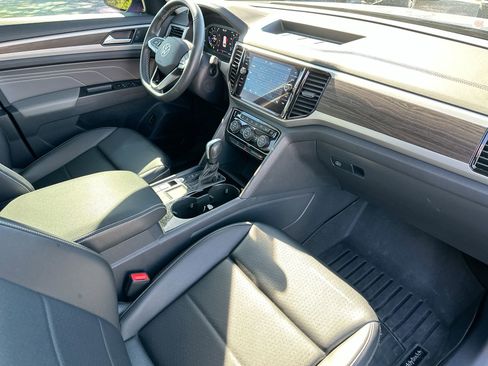 Used 2022 Volkswagen Atlas SE image 11