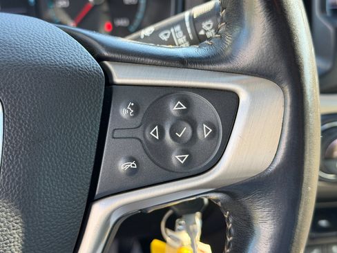 Used 2017 GMC Canyon Denali AWD/4WD image 10