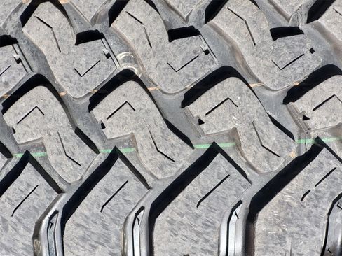 Used 2024 Jeep Wrangler Willys image 11