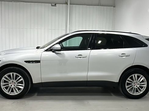 Used 2019 Jaguar F-PACE Premium AWD/4WD image 2