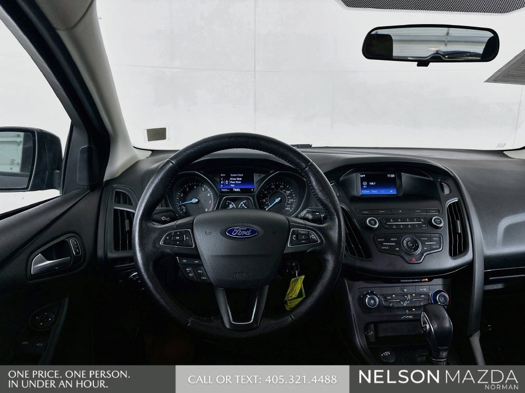 Used 2018 Ford Focus SE FWD image 23