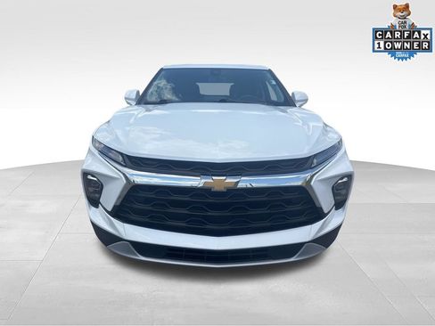 Used 2025 Chevrolet Blazer LT FWD image 8