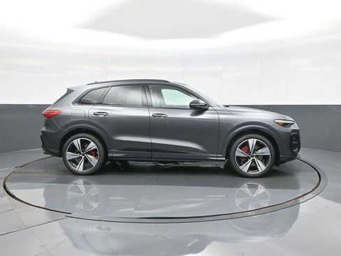 New 2026 Audi SQ5 Premium Plus AWD/4WD image 8