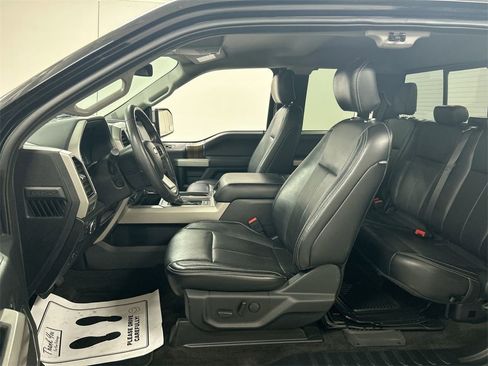 Used 2019 Ford F150 Lariat w/ Equipment Group 502A Luxury image 9