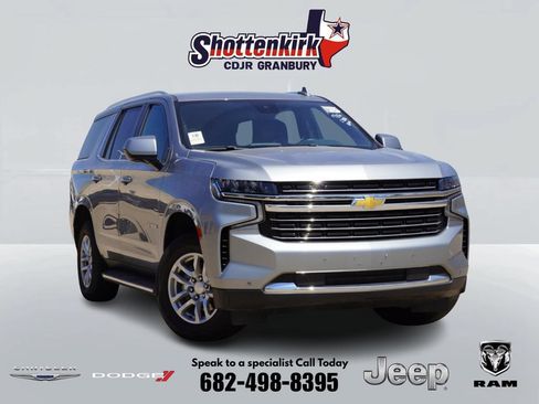 Used 2024 Chevrolet Tahoe LT RWD image 1